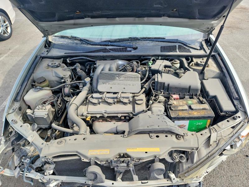 2002 TOYOTA CAMRY XLE V6 — Фото 11 из 12