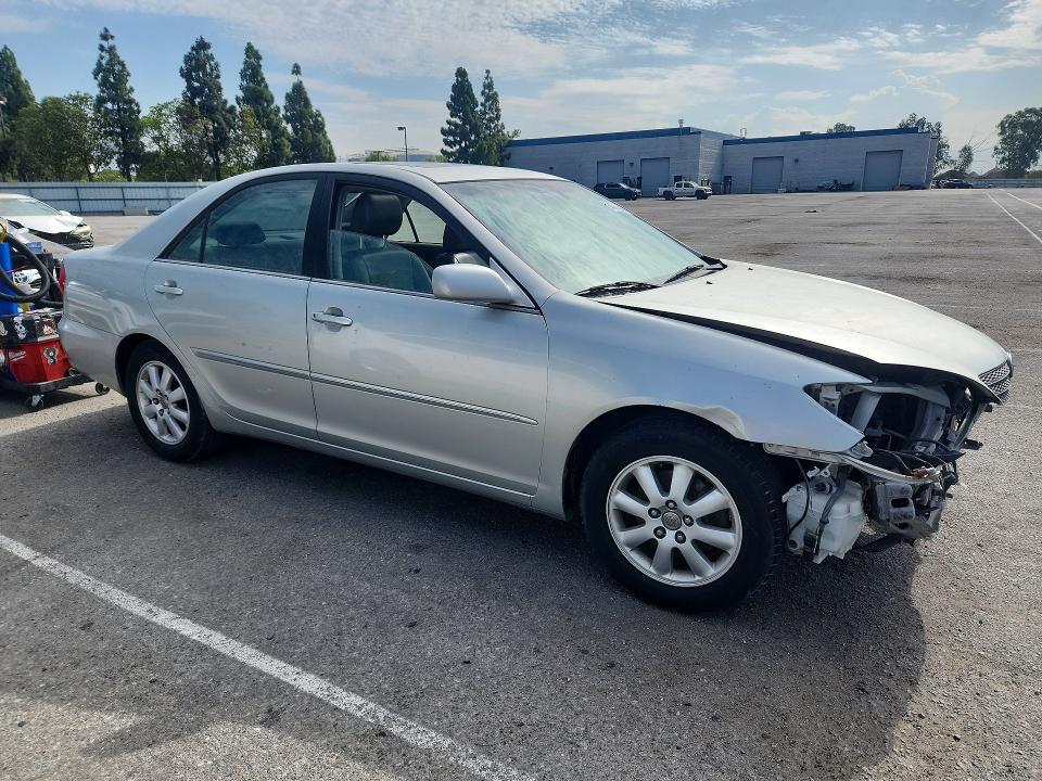 2002 TOYOTA CAMRY XLE V6 — Фото 4 из 12