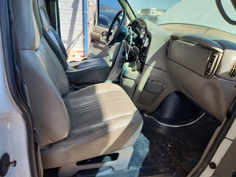 2001 CHEVROLET ASTRO — Фото 11 из 13