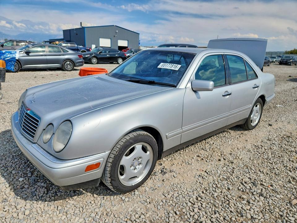1999 MERCEDES-BENZ E WDBJF65H4XA743428