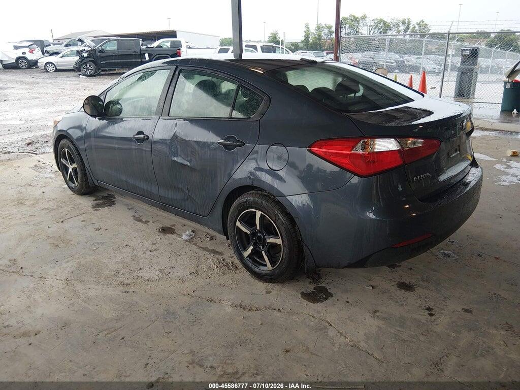KNAFK4A69G5548801 2016 KIA FORTE photo no. 3