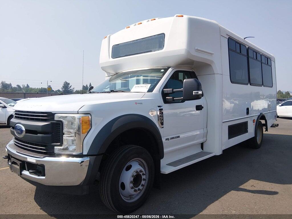 1FDAF4GT6HEF01043 2017 FORD F-450 CHASSIS photo no. 2
