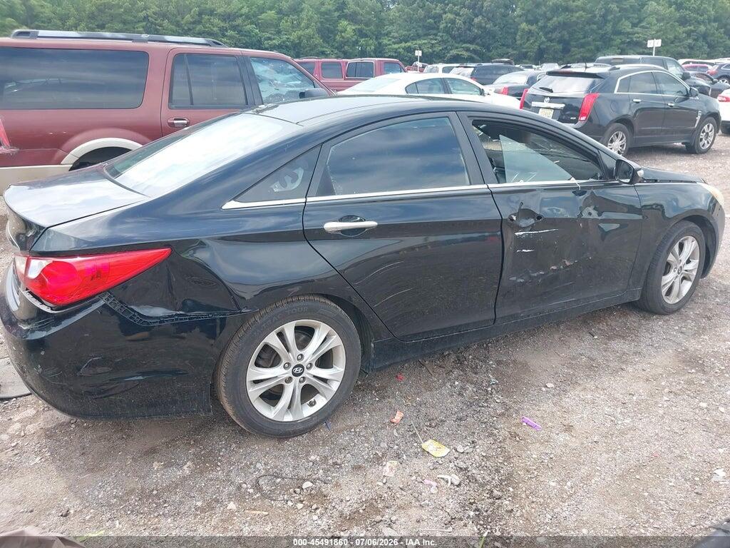 5NPEC4ACXDH695061 2013 HYUNDAI SONATA photo no. 6