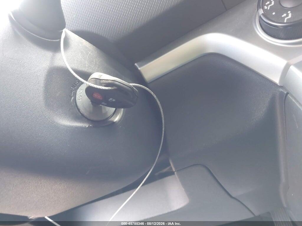 JTLZE4FE6CJ026205 2012 SCION XB photo no. 11