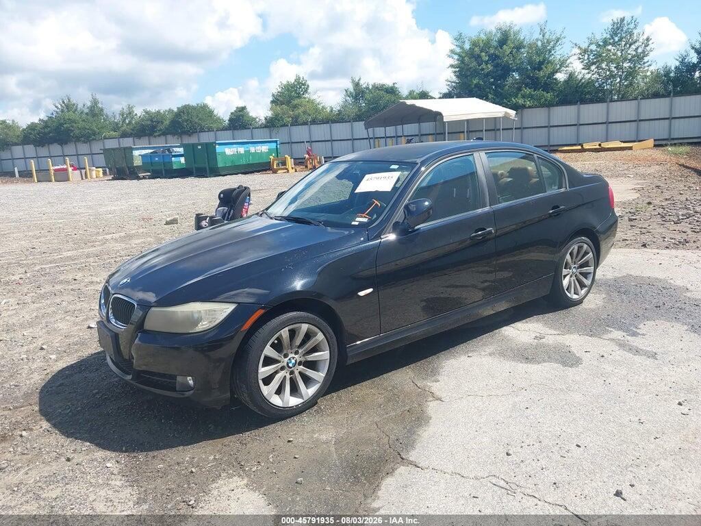 WBAPH7C57BE852534 2011 BMW 328I photo no. 2