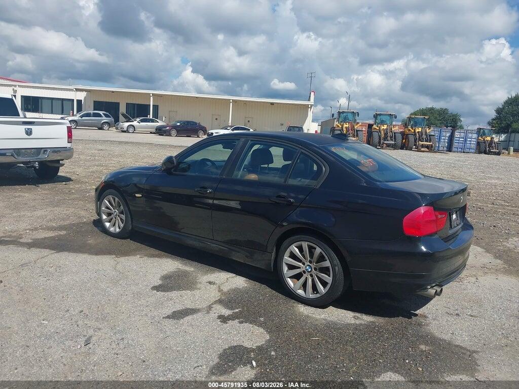 WBAPH7C57BE852534 2011 BMW 328I photo no. 3