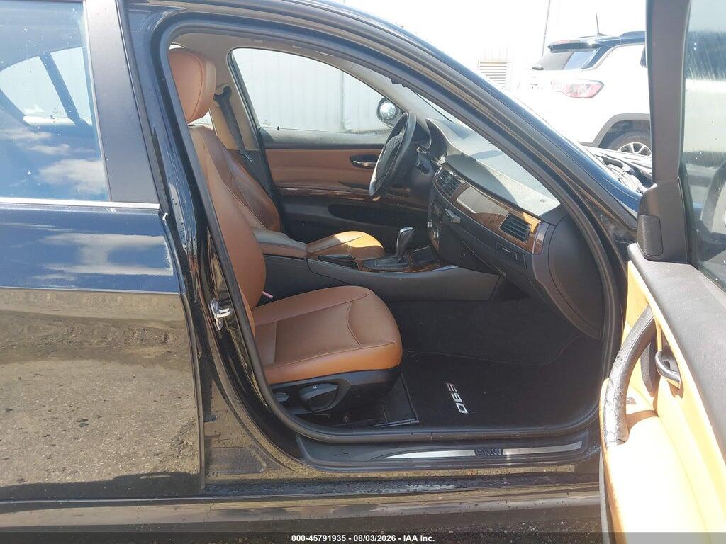WBAPH7C57BE852534 2011 BMW 328I photo no. 5