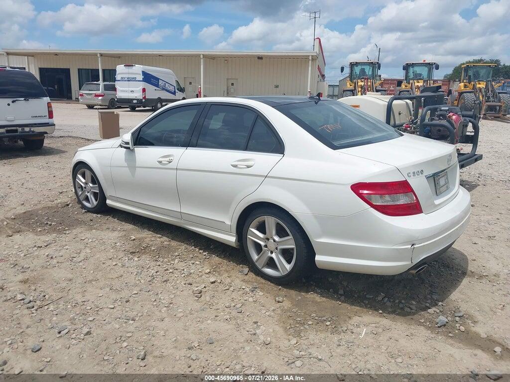 WDDGF8BB8BR141574 2011 MERCEDES-BENZ C 300 photo no. 3