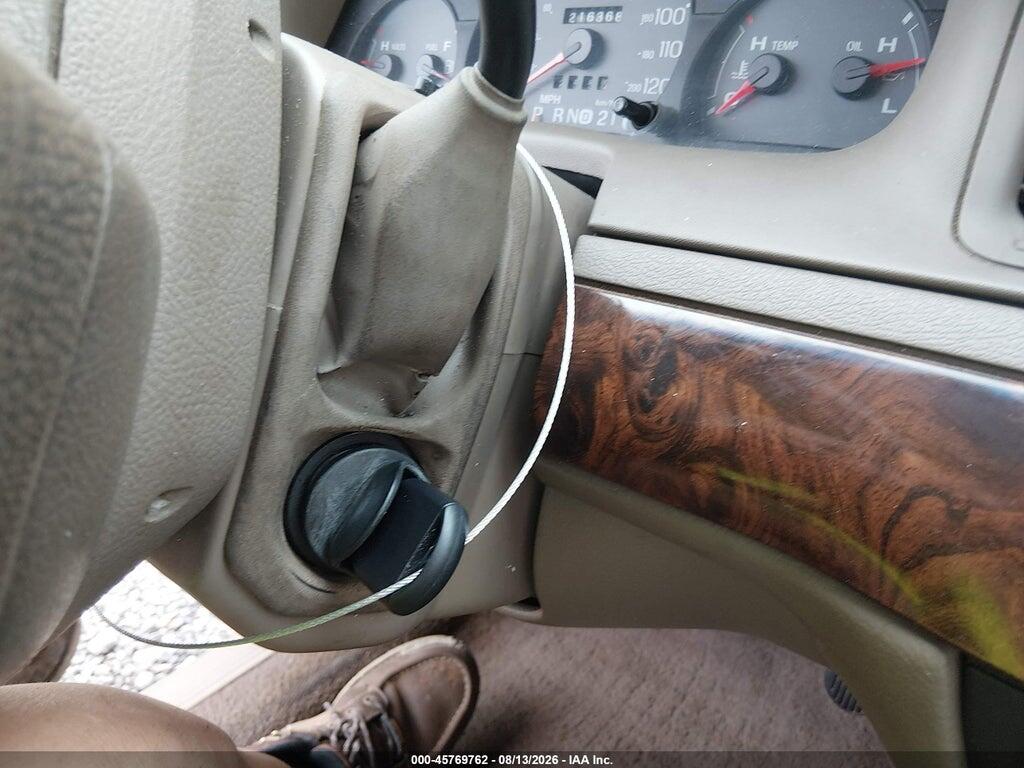 2MEFM75W95X625041 2005 MERCURY GRAND MARQUIS photo no. 11