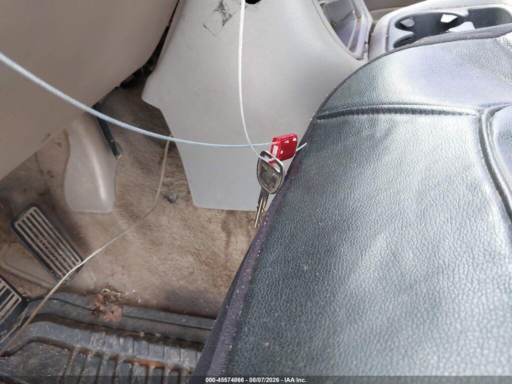2GCEC19T151303882 2005 CHEVROLET SILVERADO 1500 photo no. 11