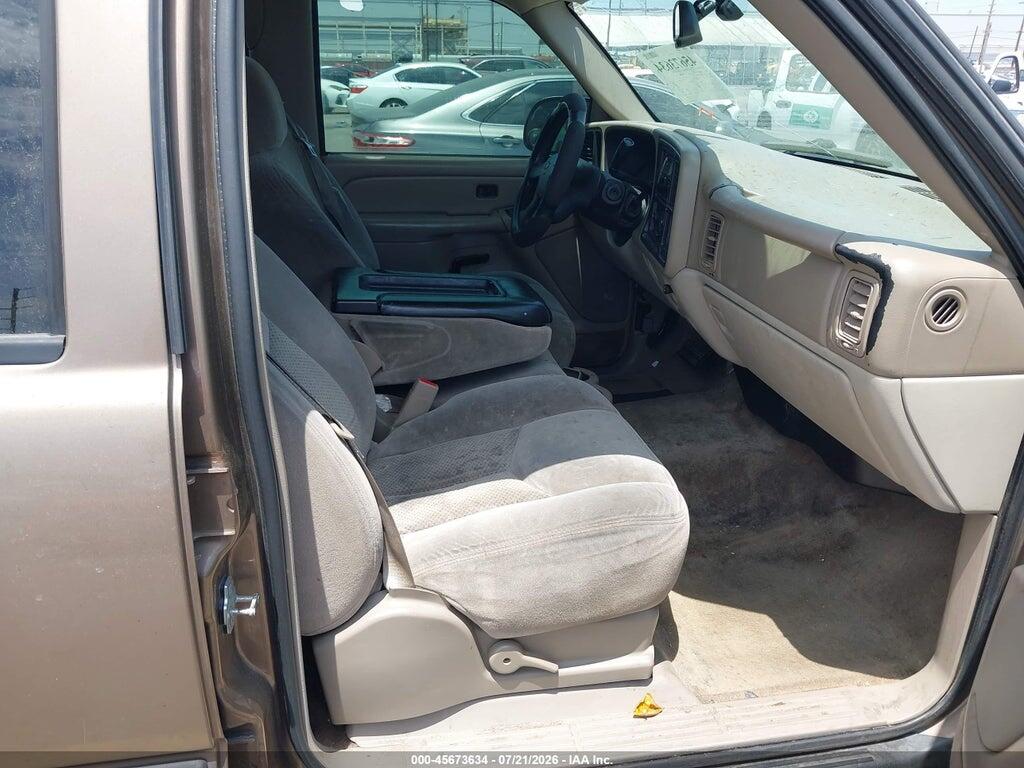 1GNEC13VX4R268489 2004 CHEVROLET TAHOE photo no. 5