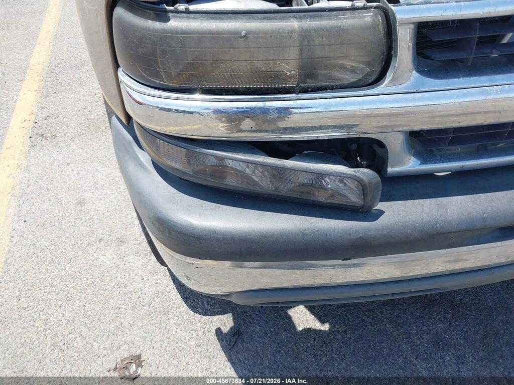 1GNEC13VX4R268489 2004 CHEVROLET TAHOE photo no. 6