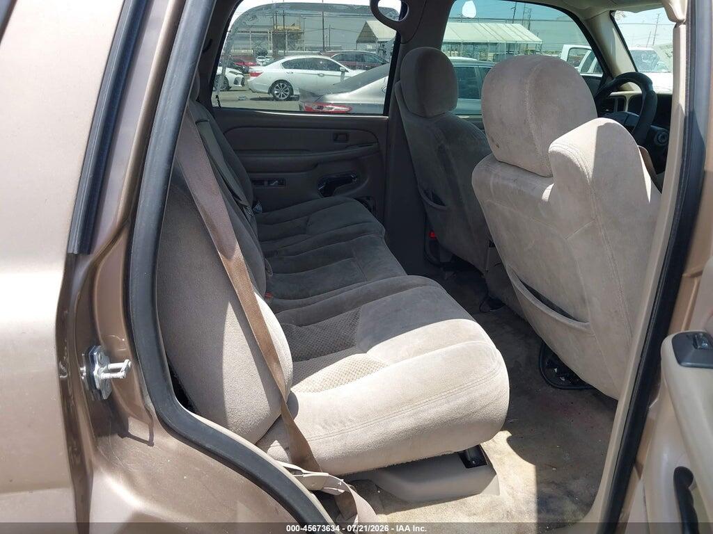1GNEC13VX4R268489 2004 CHEVROLET TAHOE photo no. 8