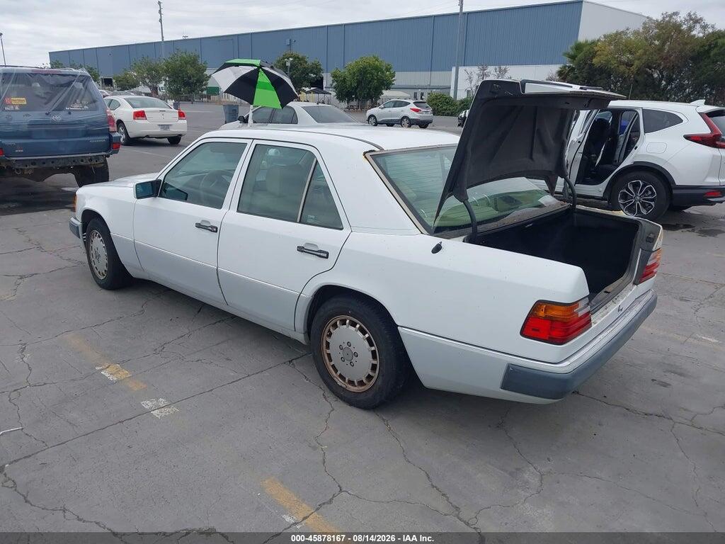 WDBEA28E8PB995171 1993 MERCEDES-BENZ 300 photo no. 3
