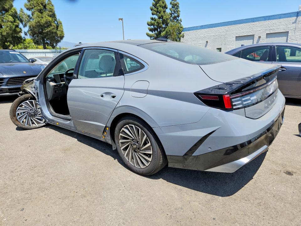 2026 HYUNDAI SONATA HYBRID LIMITED — Фото 2 из 13