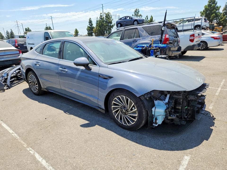 2026 HYUNDAI SONATA HYBRID LIMITED — Фото 4 из 13