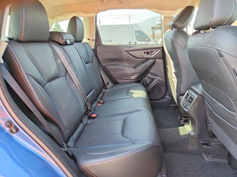 2024 SUBARU FORESTER TOURING — Фото 11 из 13