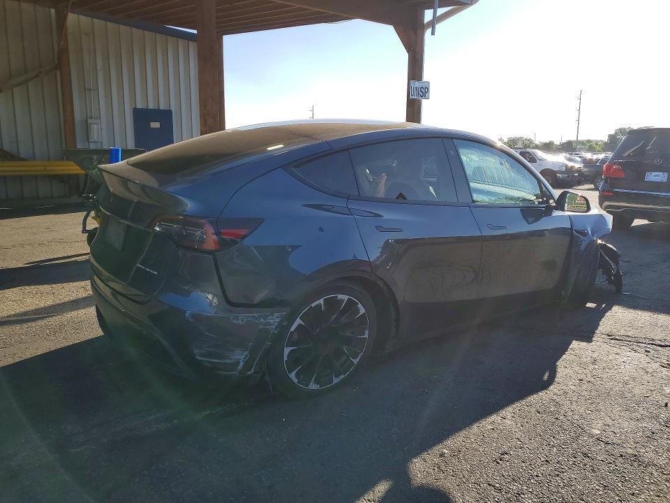 7SAYGDEE8PF783884 2023 TESLA MODEL Y photo no. 3