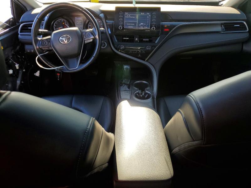 2022 TOYOTA CAMRY SE — Фото 8 из 13