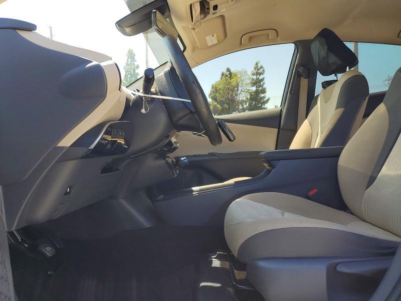 2018 TOYOTA PRIUS TWO — Фото 7 из 13