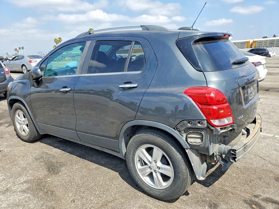 KL7CJLSB5HB237459 2017 CHEVROLET TRAX photo no. 2
