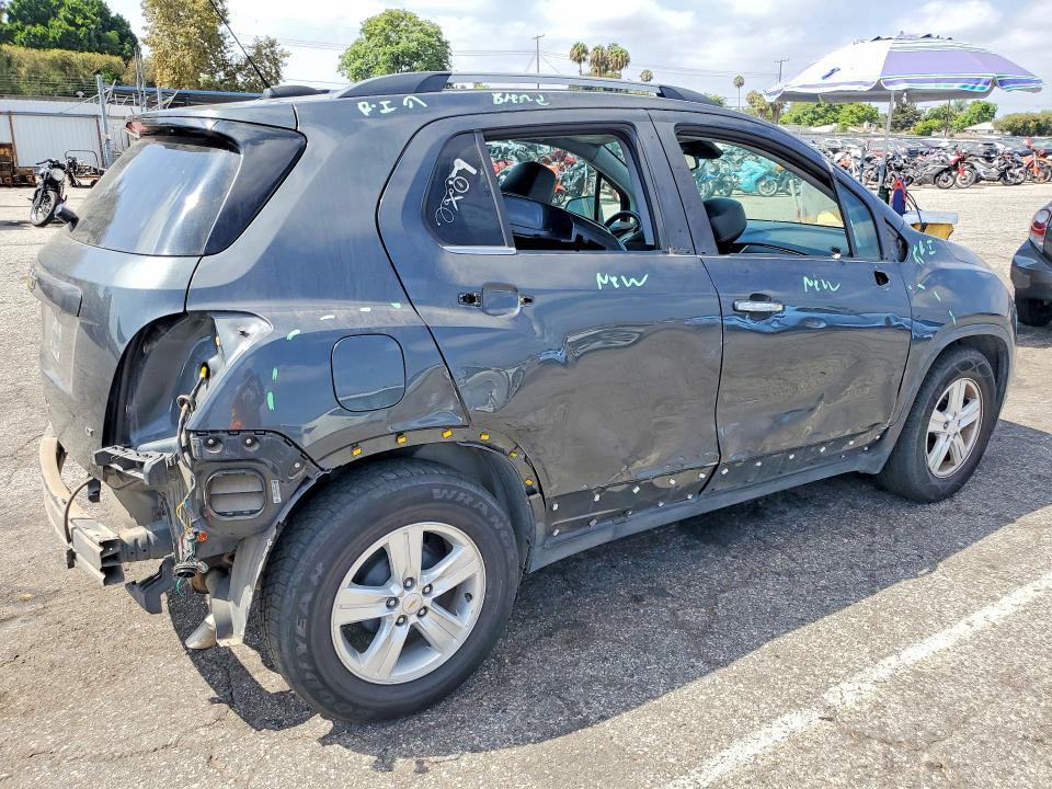 KL7CJLSB5HB237459 2017 CHEVROLET TRAX photo no. 3