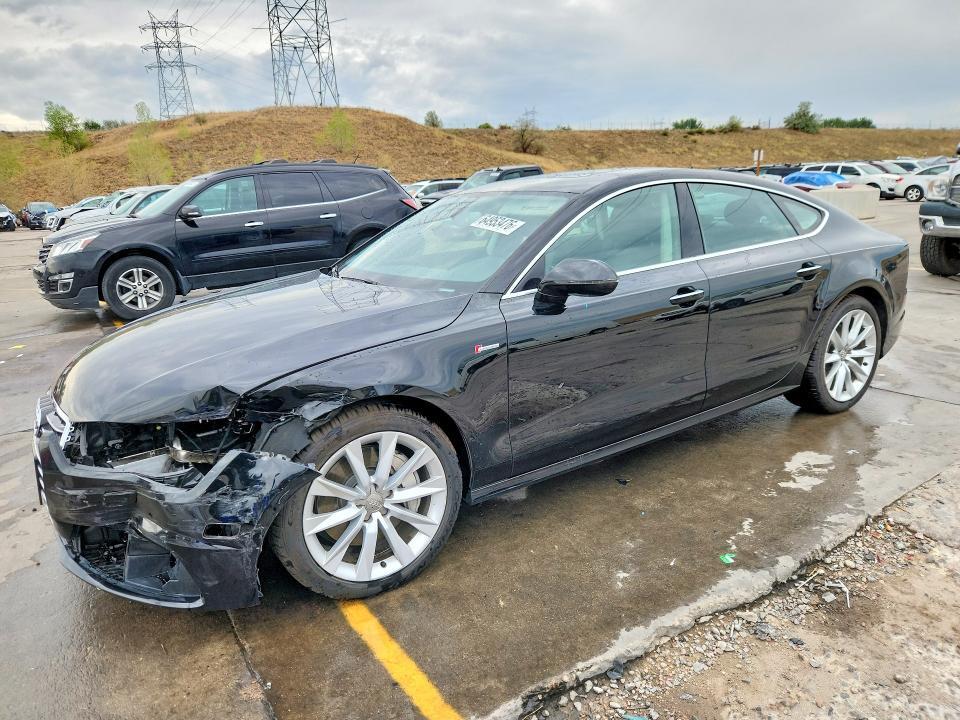 2016 AUDI A7 WAUWGAFC2GN003411