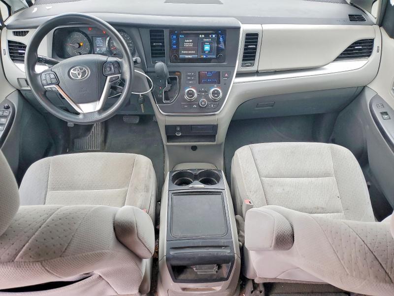 2015 TOYOTA SIENNA LE — Фото 8 из 13