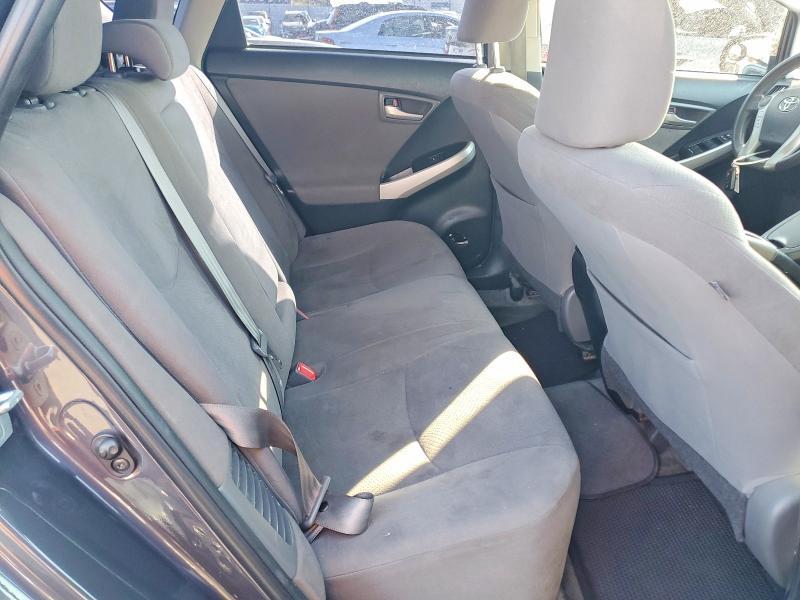 2014 TOYOTA PRIUS TWO — Фото 10 из 12