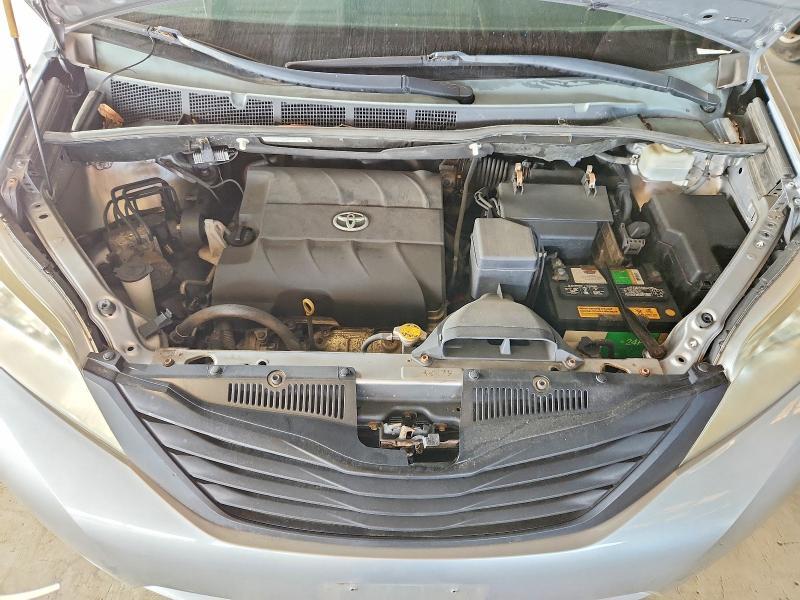 2013 TOYOTA SIENNA L 7-PASSENGER — Фото 12 из 13