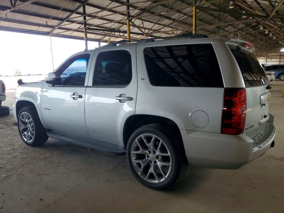 2013 CHEVROLET TAHOE C1500 LT — Фото 2 из 13
