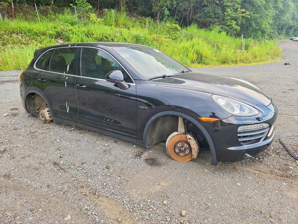 WP1AE2A26CLA93688 2012 PORSCHE CAYENNE photo no. 4