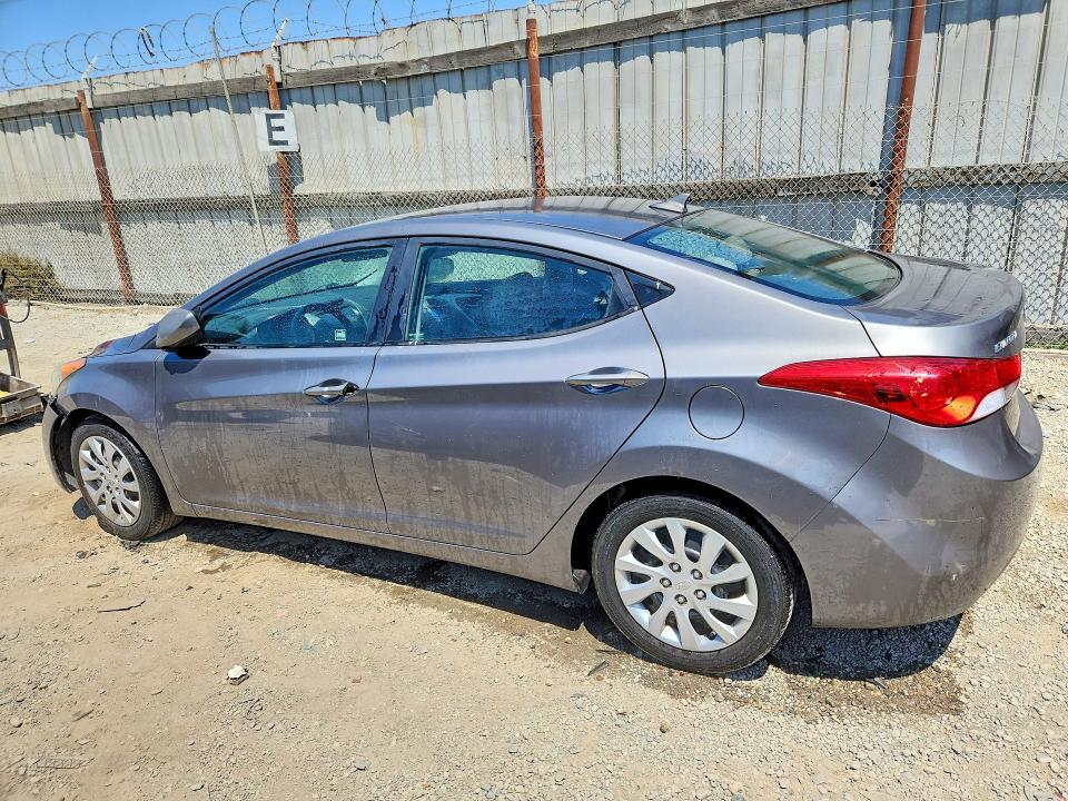 2012 HYUNDAI ELANTRA GLS — Фото 2 из 12