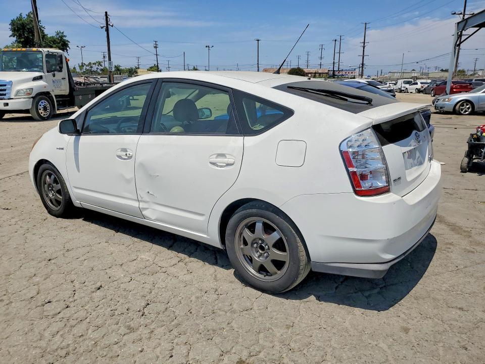 2008 TOYOTA PRIUS TOURING — Фото 2 из 12