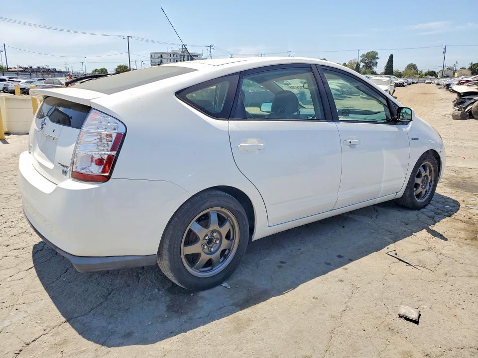 2008 TOYOTA PRIUS TOURING — Фото 3 из 12