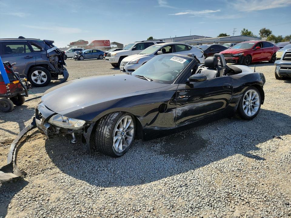 2006 BMW Z4 4USBU53596LX00988
