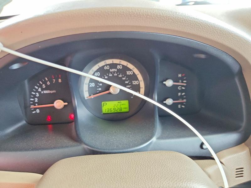 2005 KIA SPORTAGE LX — Фото 9 из 13