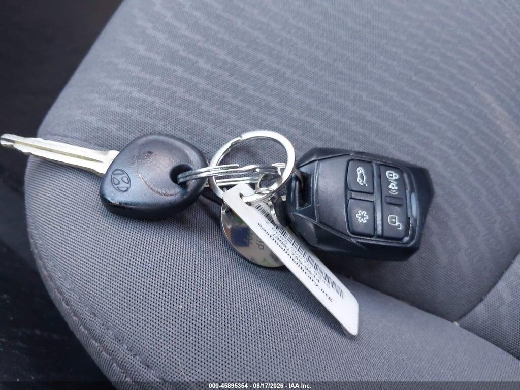 5NPDH4AE7EH498803 2014 HYUNDAI ELANTRA photo no. 11