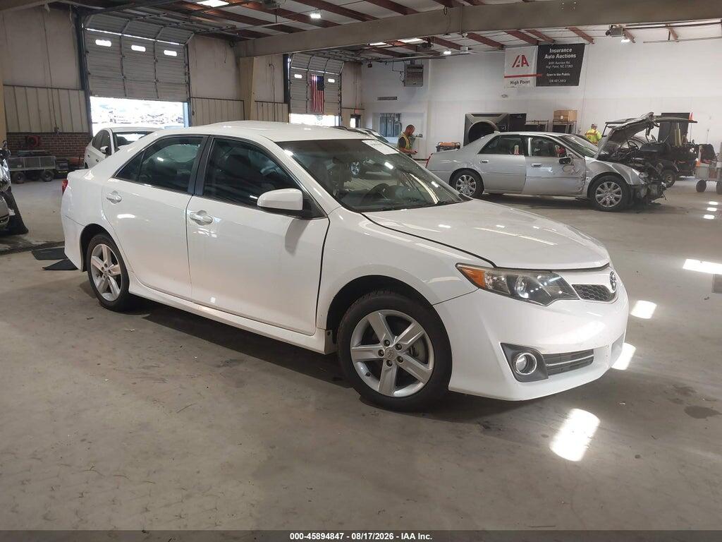 4T1BF1FK5EU315068 2014 TOYOTA CAMRY photo no. 1