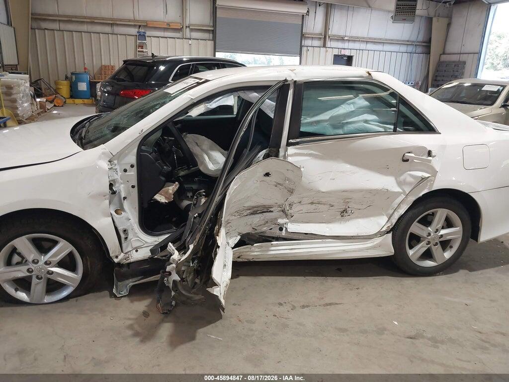 4T1BF1FK5EU315068 2014 TOYOTA CAMRY photo no. 6