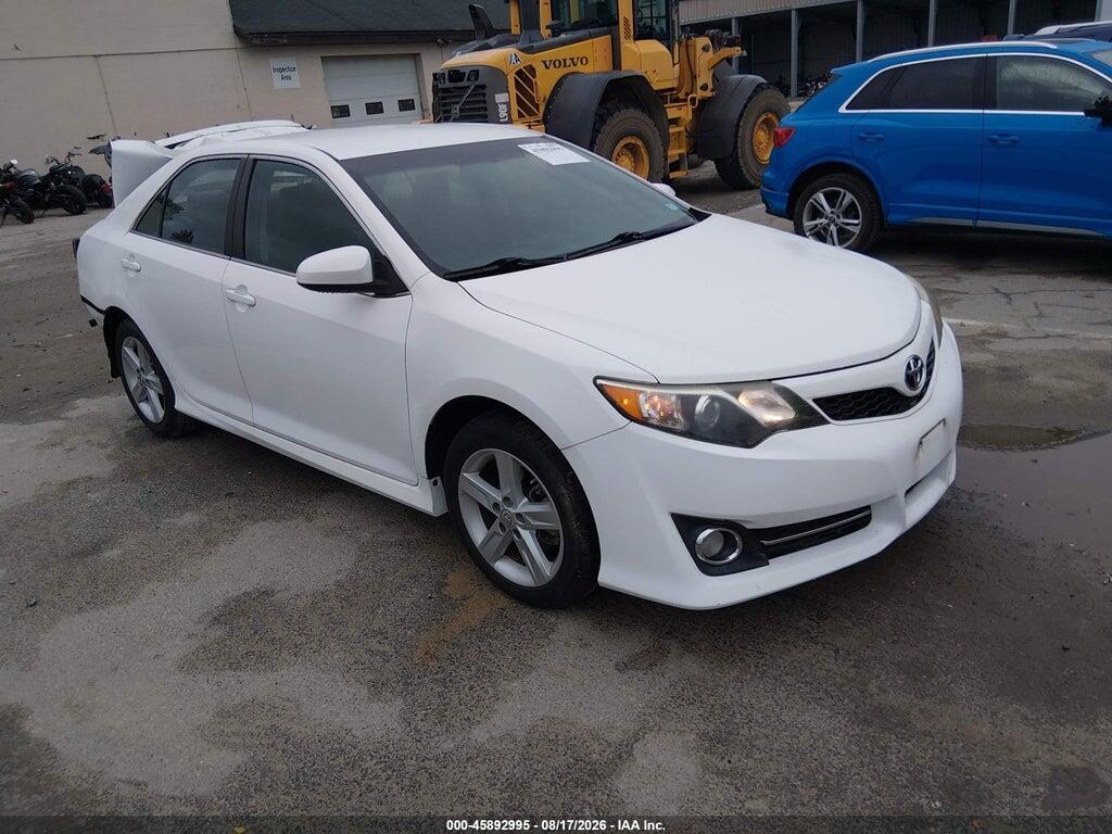 4T1BF1FK5EU799260 2014 TOYOTA CAMRY photo no. 1