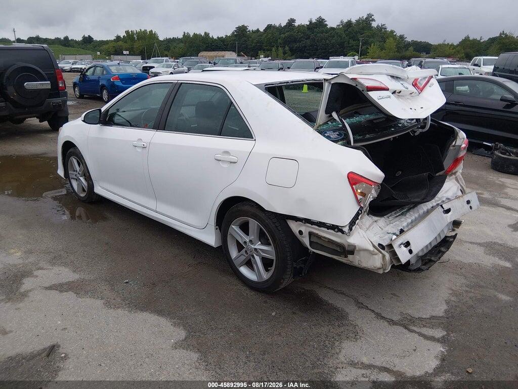 4T1BF1FK5EU799260 2014 TOYOTA CAMRY photo no. 3