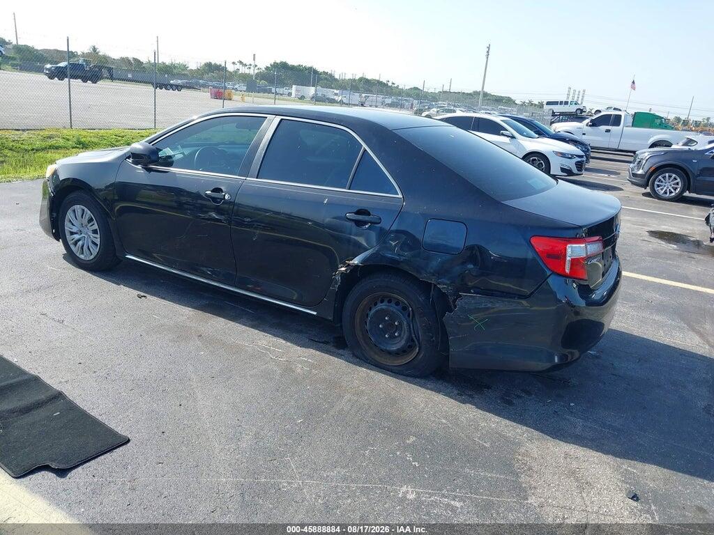 4T1BF1FK0EU425915 2014 TOYOTA CAMRY photo no. 3