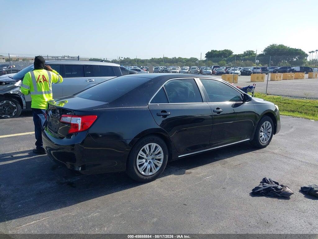 4T1BF1FK0EU425915 2014 TOYOTA CAMRY photo no. 4