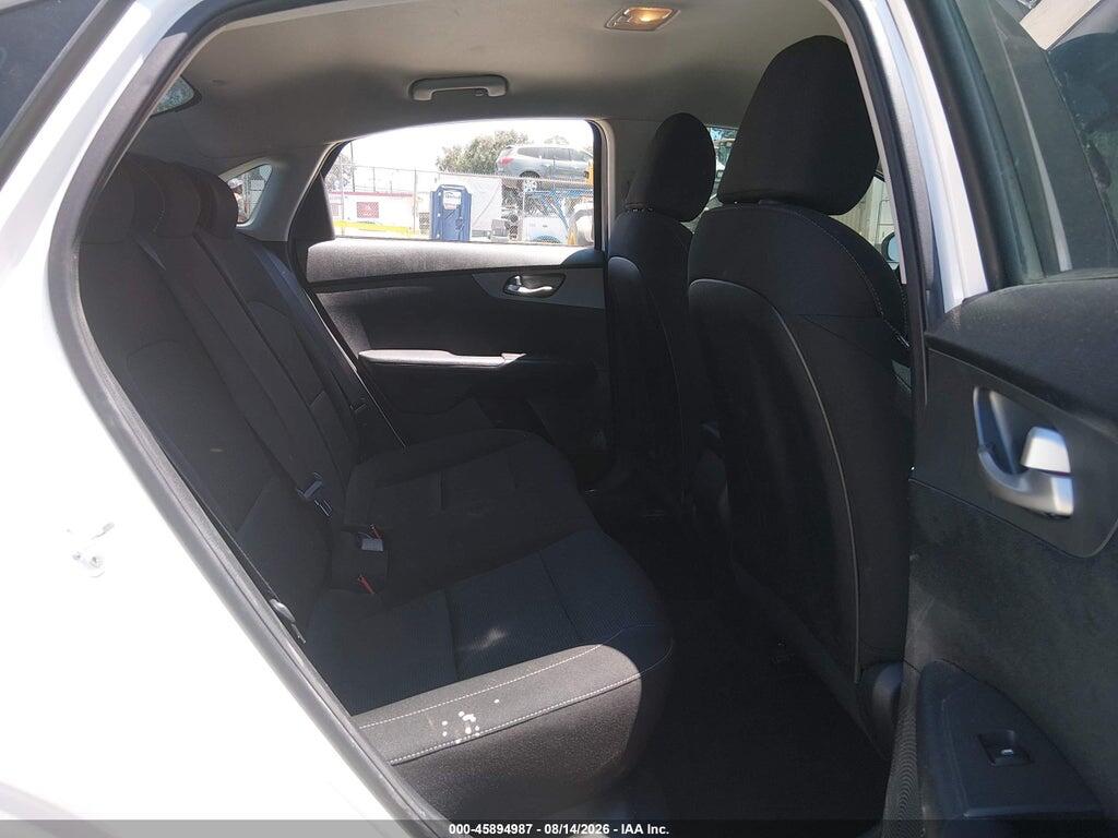 3KPF24AD7KE093199 2019 KIA FORTE photo no. 8