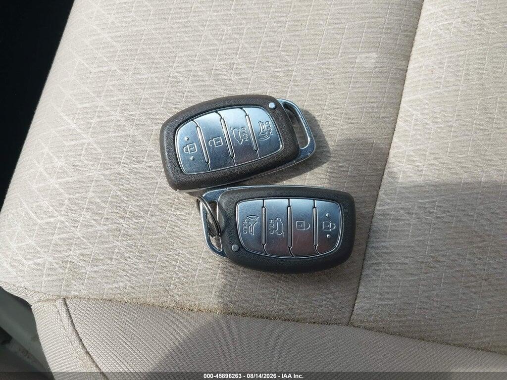 KM8J3CA24GU094394 2016 HYUNDAI TUCSON photo no. 11