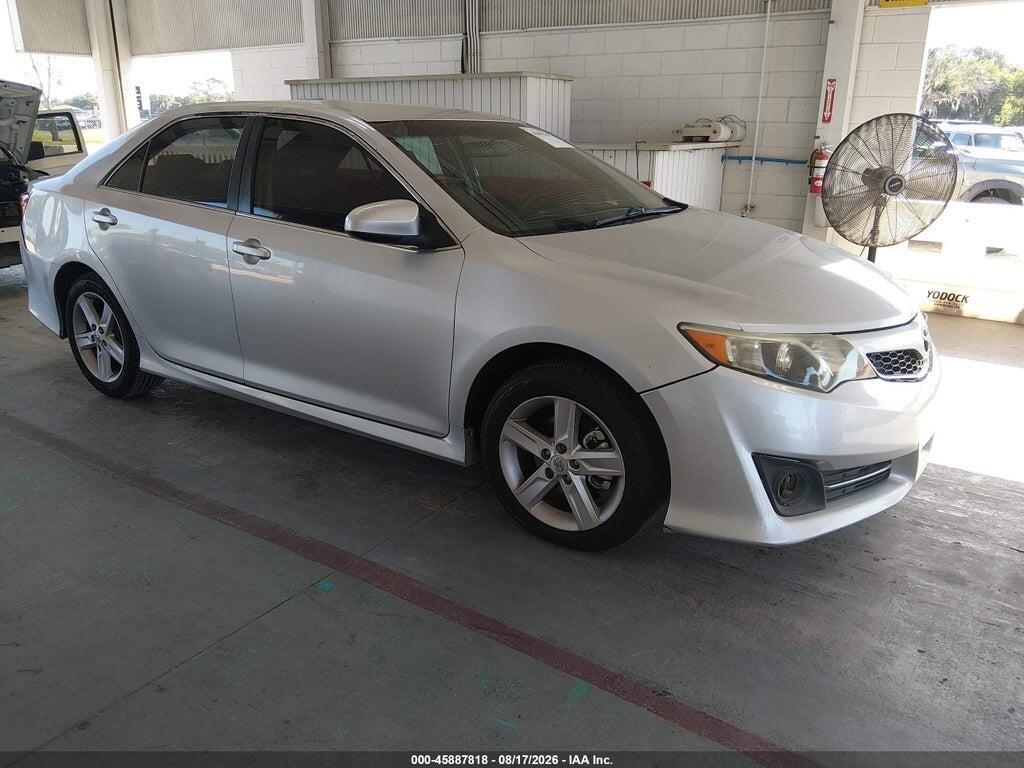 4T1BF1FK0EU430233 2014 TOYOTA CAMRY photo no. 1