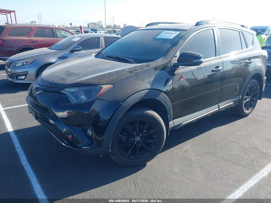 2T3RFREV7JW739474 2018 TOYOTA RAV4 photo no. 2