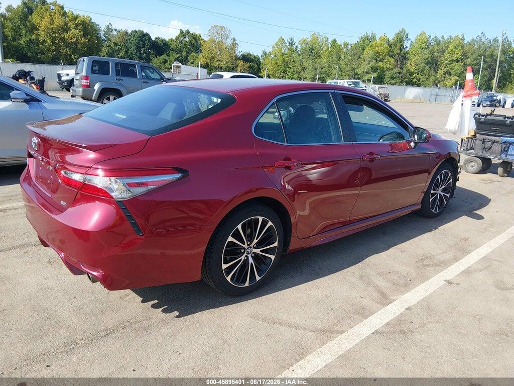 4T1B11HK2JU524144 2018 TOYOTA CAMRY photo no. 4