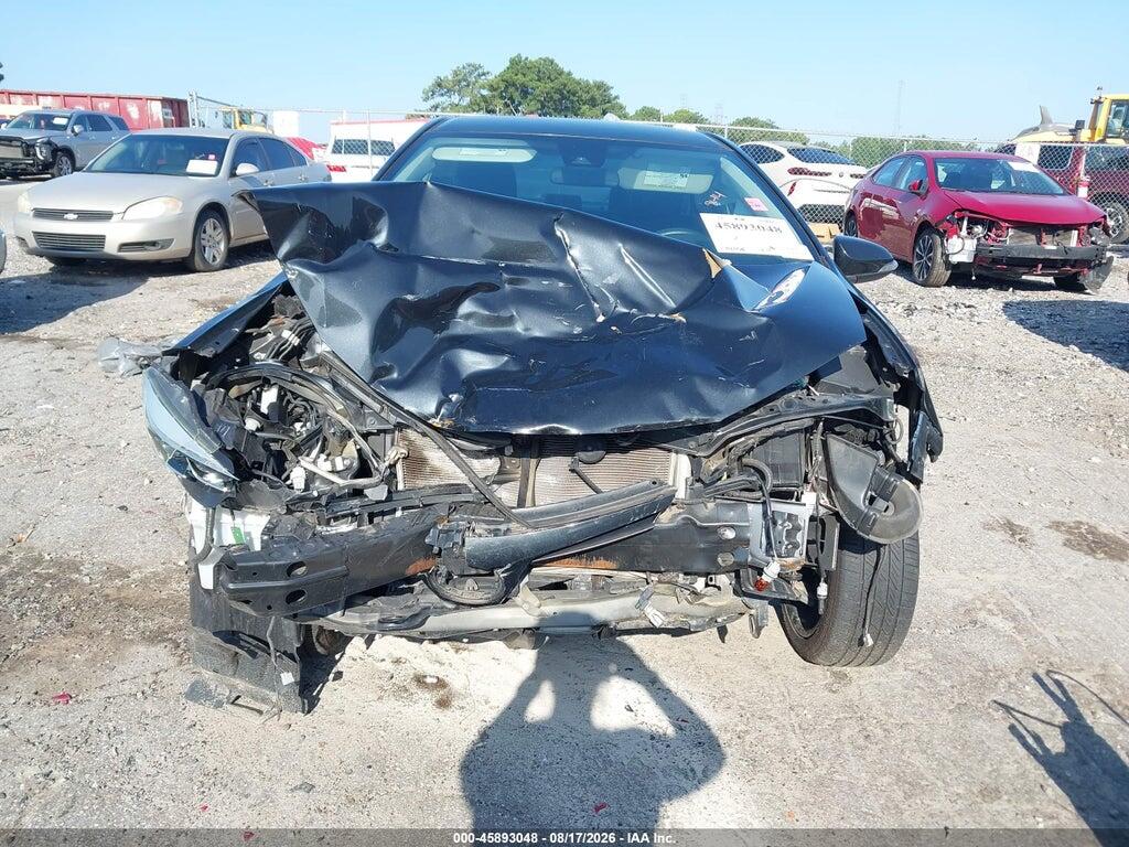 2T1BURHE6KC220110 2019 TOYOTA COROLLA photo no. 6